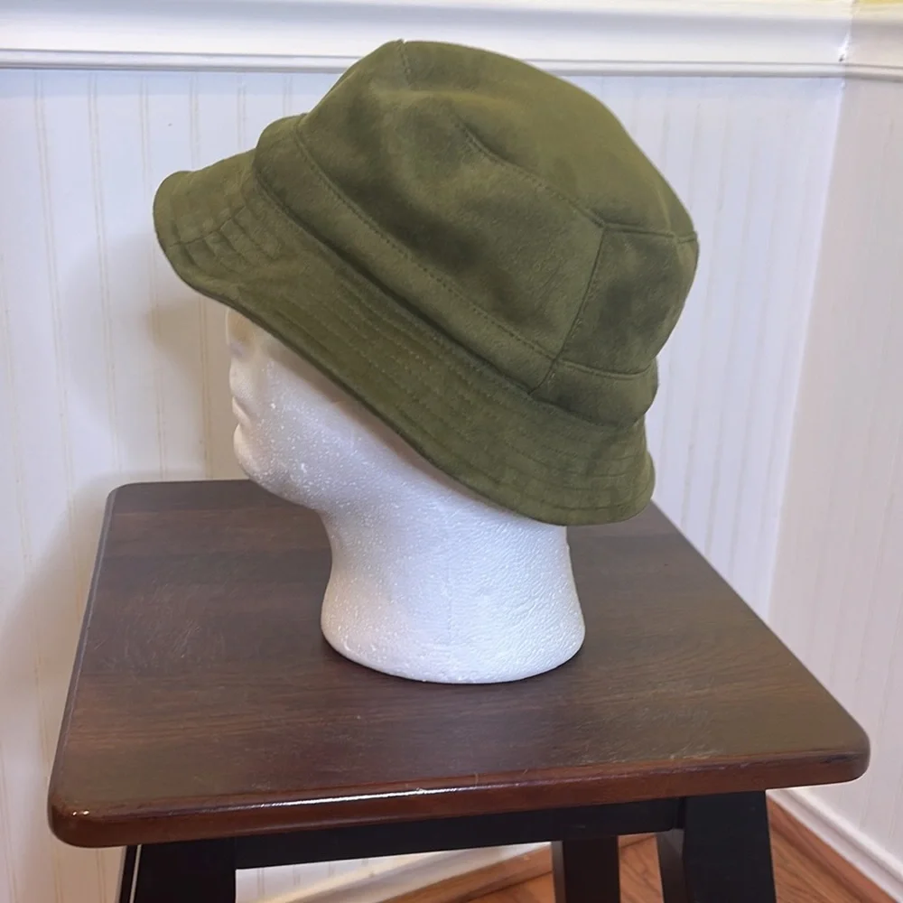 Morgan & Taylor ladies Indigo bucket hat. 58 CM/ 22.8 inches. Olive green